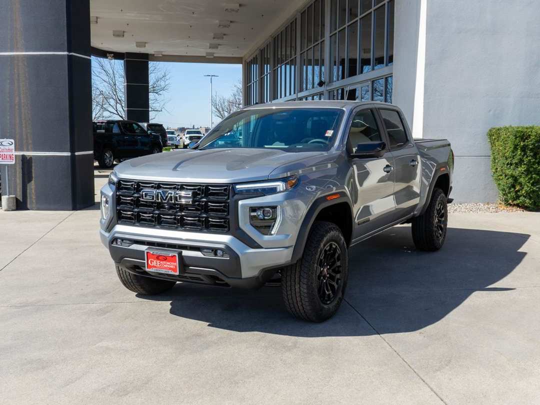 2026 GMC Canyon Elevation - Image 3