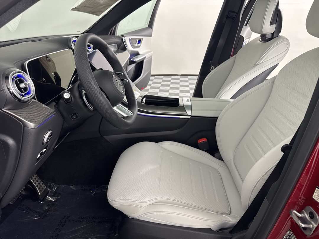 2026 Mercedes-Benz GLC GLC 300 - Image 24