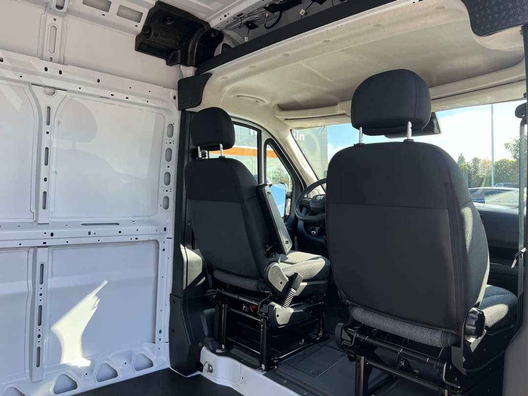 2026 Ram Promaster 2500 High Roof - Image 26