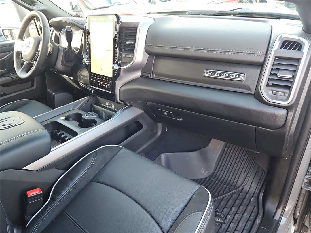 2026 Ram 3500 Laramie - Image 29