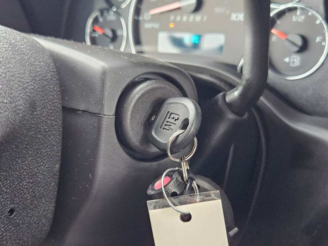 2025 Chevrolet Express 2500 Work - Image 17