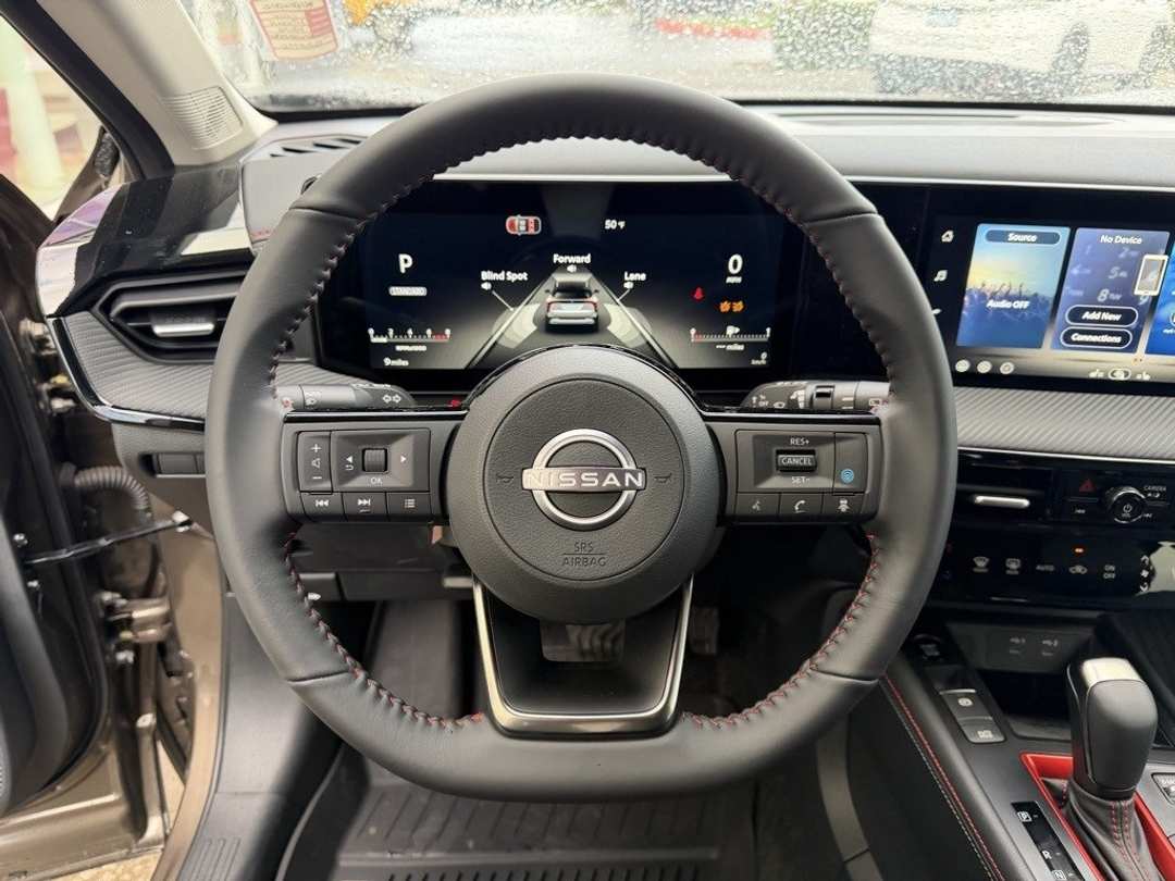 2026 Nissan Kicks SR - Image 18