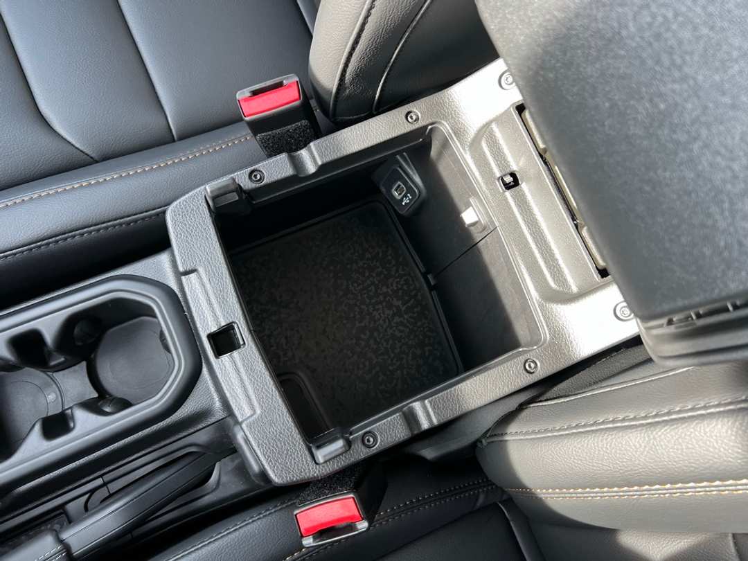 2025 Jeep Gladiator High Tide - Image 24