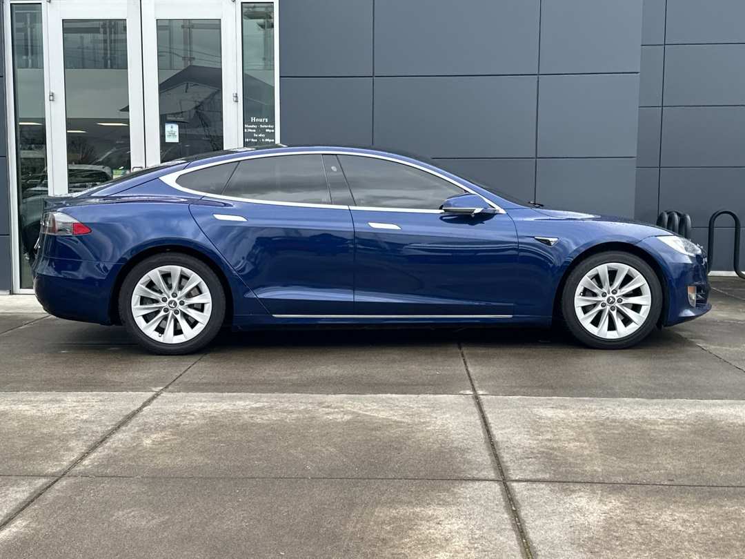 2018 Tesla Model S - Image 2