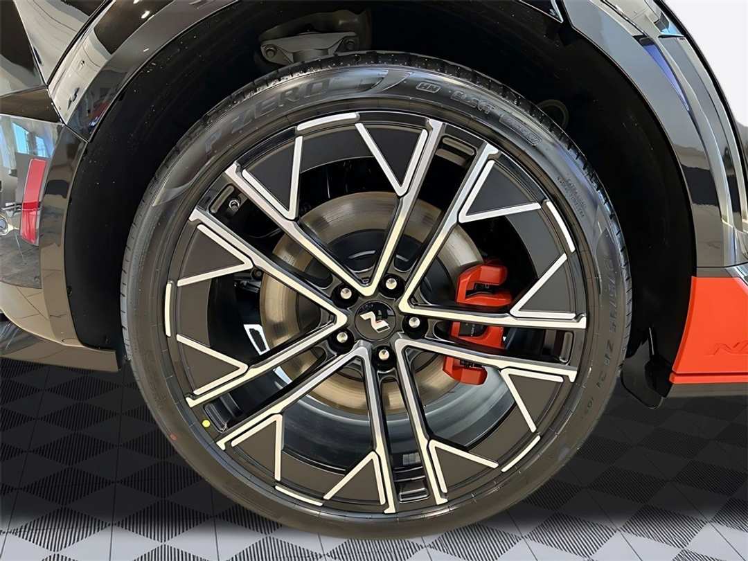 2025 Hyundai Ioniq 5 N Base - Image 6