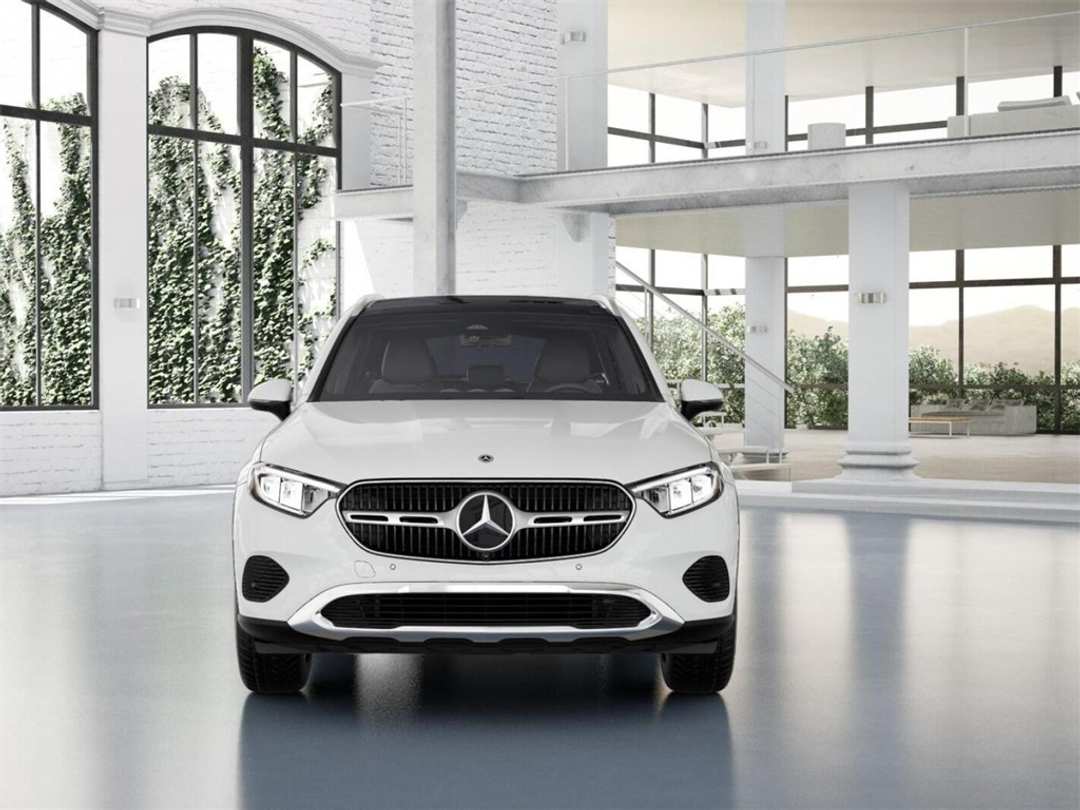 2026 Mercedes-Benz GLC GLC 300 - Image 7