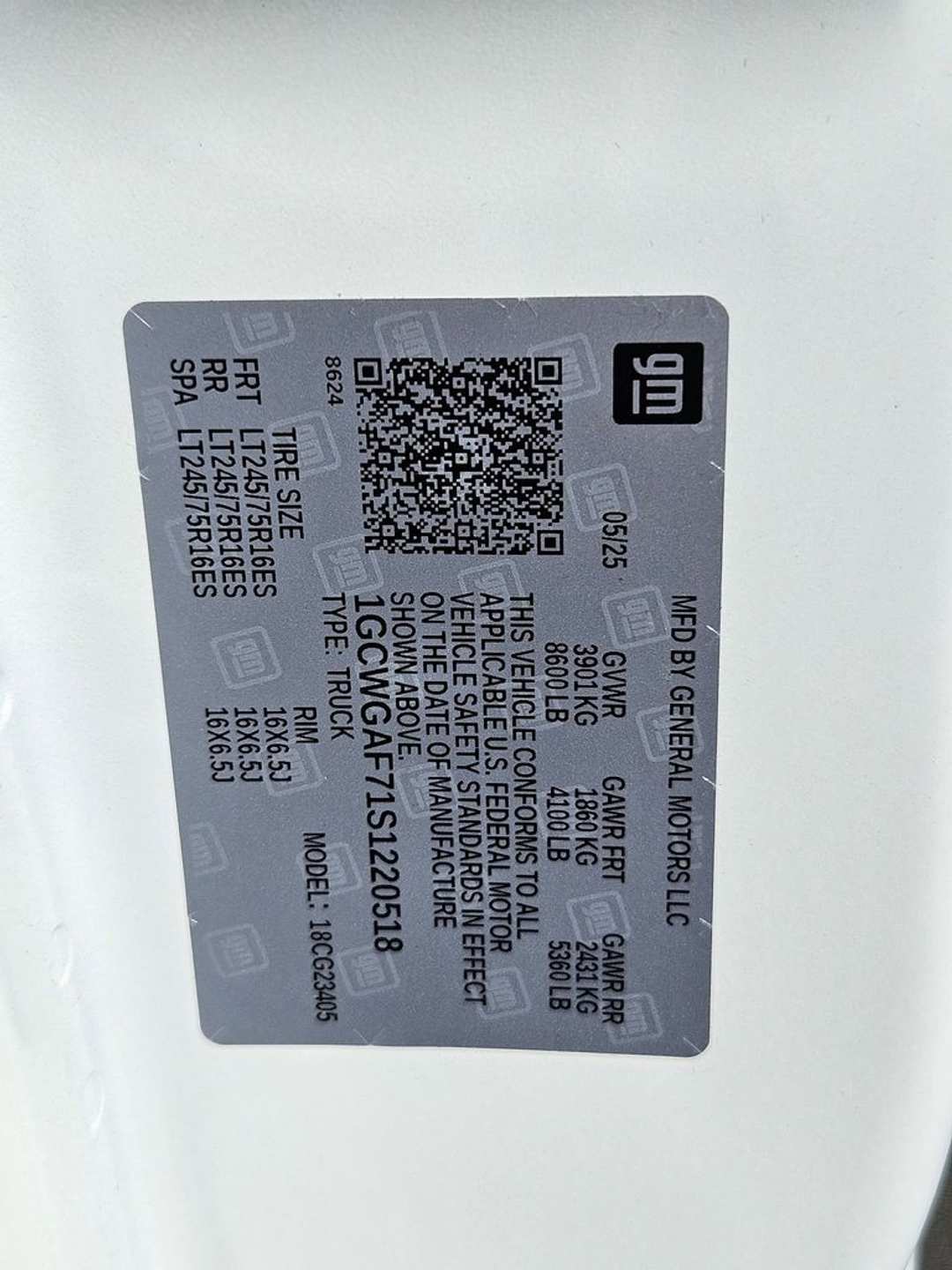 2025 Chevrolet Express 2500 Work - Image 41