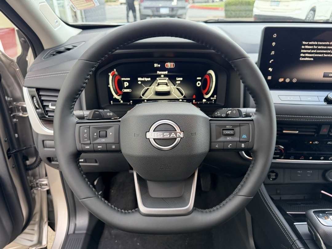 2026 Nissan Rogue Platinum - Image 19