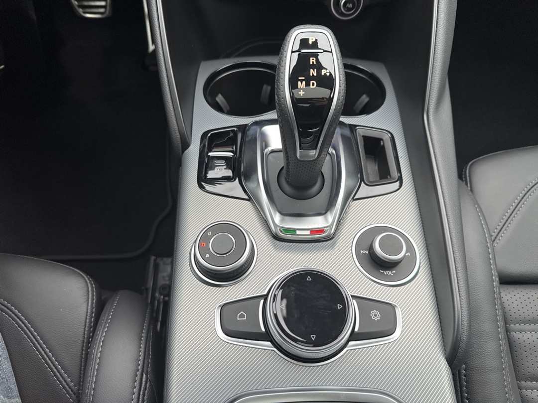 2026 Alfa Romeo Giulia Base - Image 19