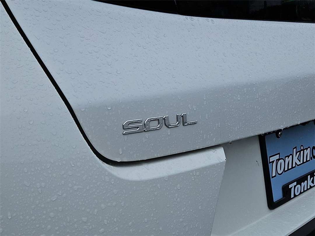2024 Kia Soul LX - Image 25