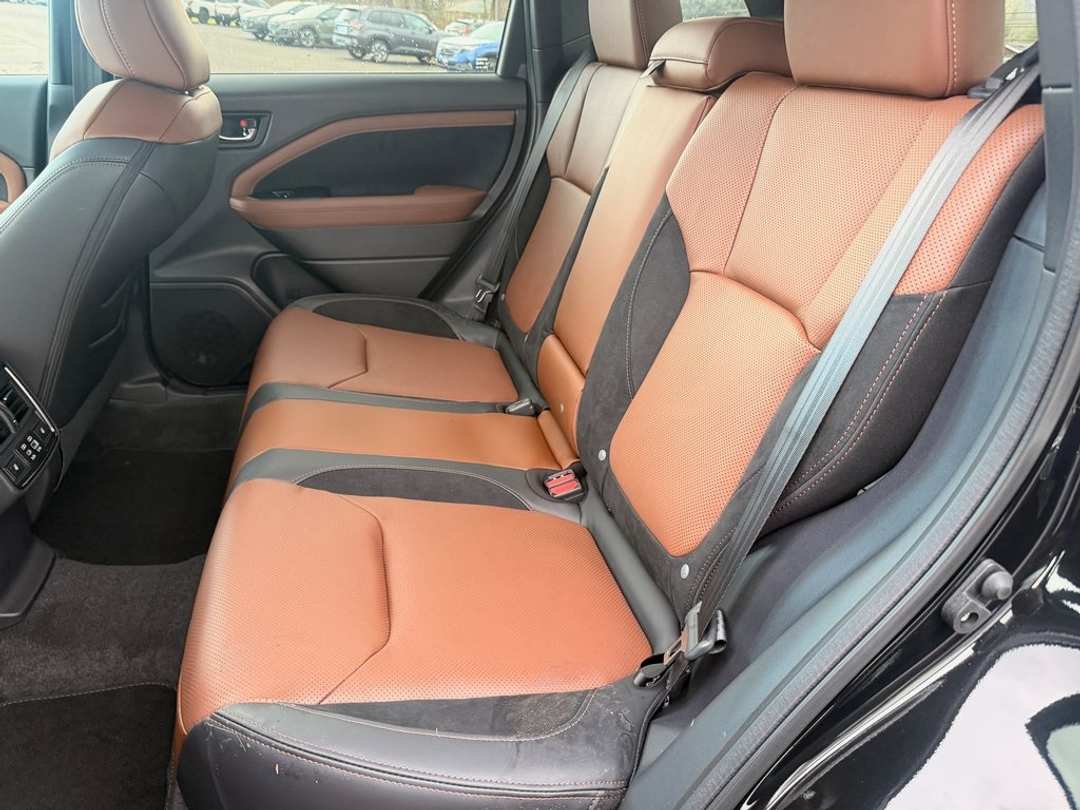 2026 Subaru Forester Touring - Image 18