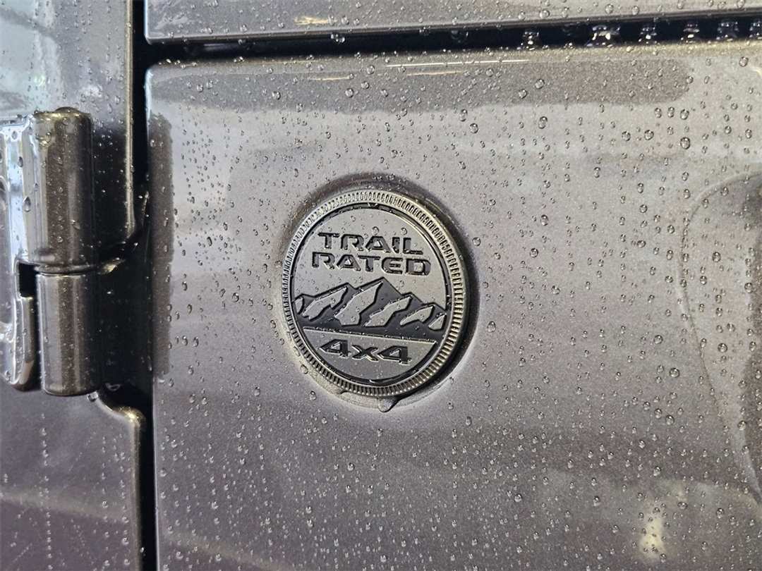 2026 Jeep Wrangler Sport - Image 30