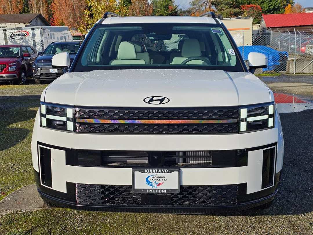 2026 Hyundai Santa Fe Calligraphy - Image 2