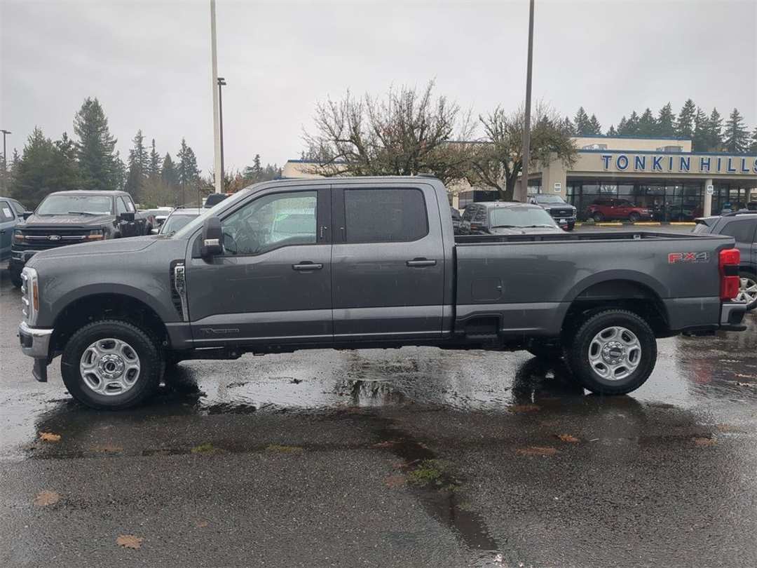 2026 Ford F-250Sd XLT - Image 2