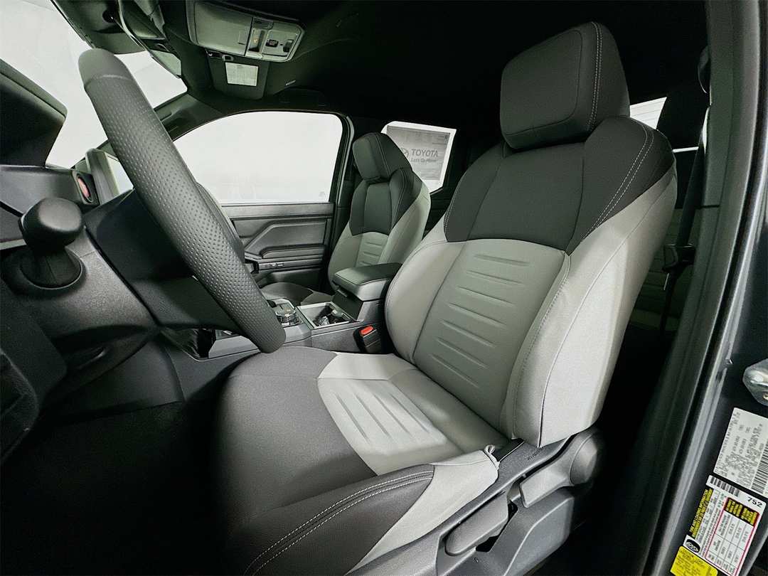 2026 Toyota Tacoma TRD Sport - Image 21