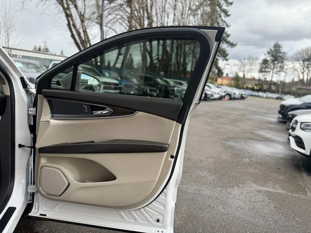 2018 Lincoln Mkx Reserve - Image 18