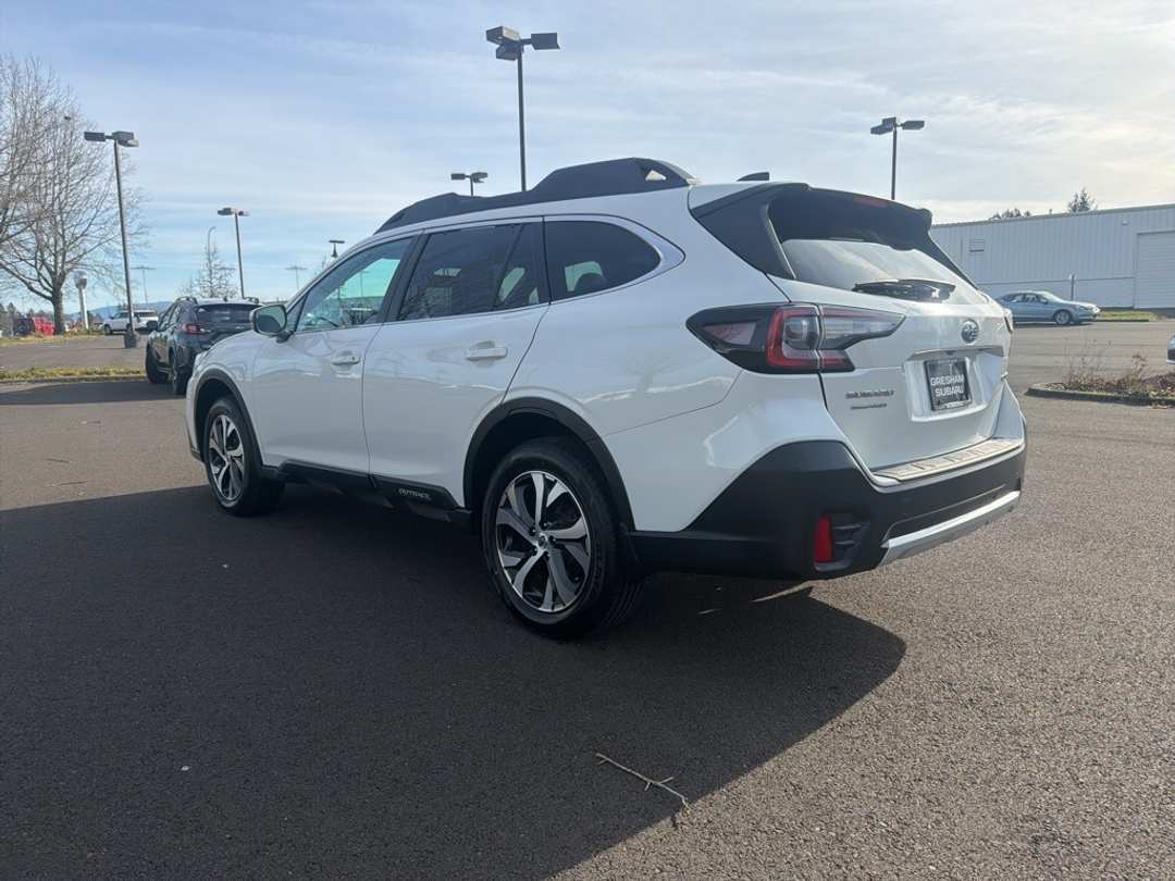 2020 Subaru Outback Limited - Image 5