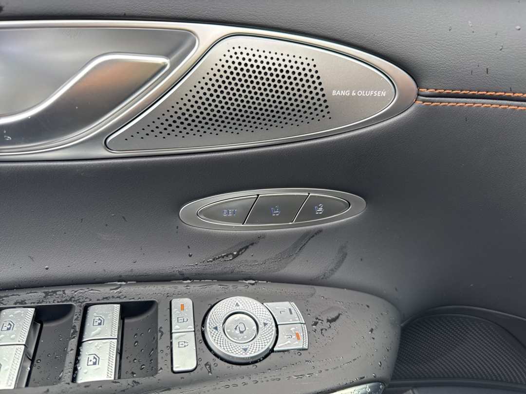 2026 Genesis Gv70 2.5T Sport Prestige - Image 18