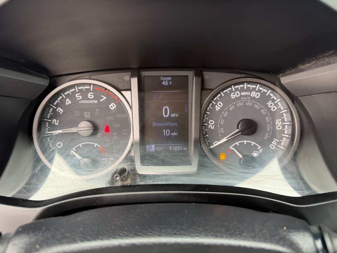 2020 Toyota Tacoma TRD Sport - Image 21