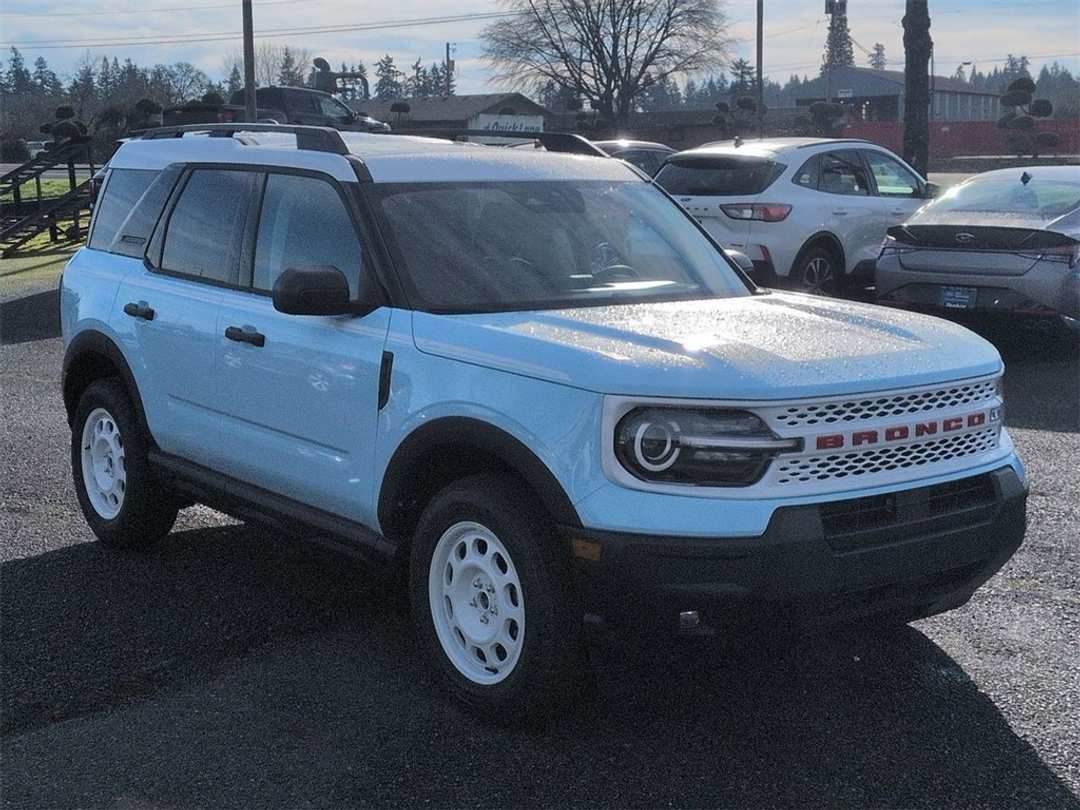 2025 Ford Bronco Sport Heritage - Image 7