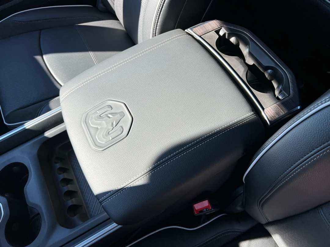 2026 Ram 2500 Laramie - Image 23