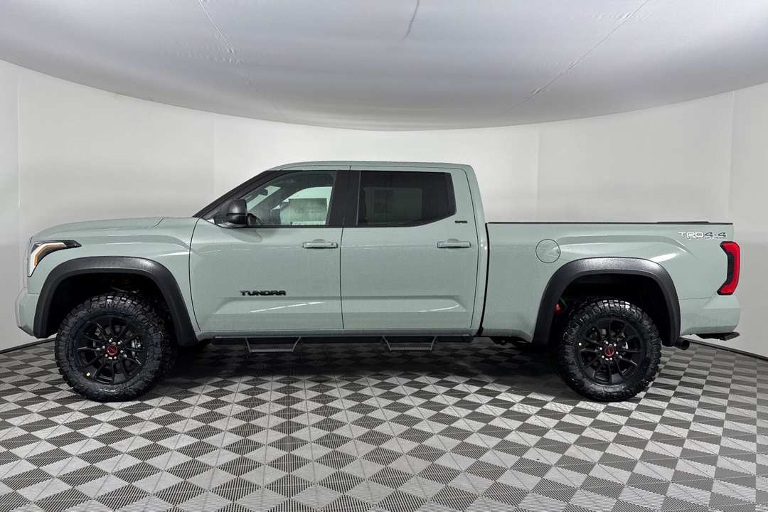2025 Toyota Tundra SR5 - Image 7