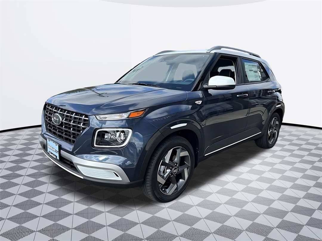 2025 Hyundai Venue Limited - Image 4