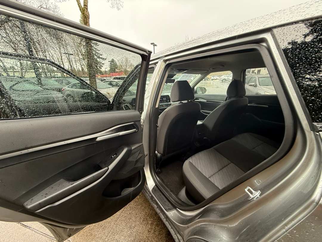 2024 Kia Seltos LX - Image 20