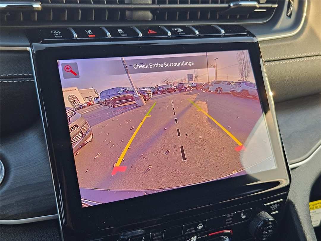 2025 Jeep Grand Cherokee Limited - Image 21