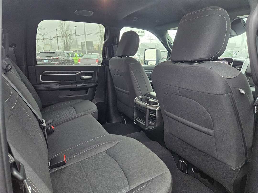 2026 Ram 2500 Big Horn - Image 35