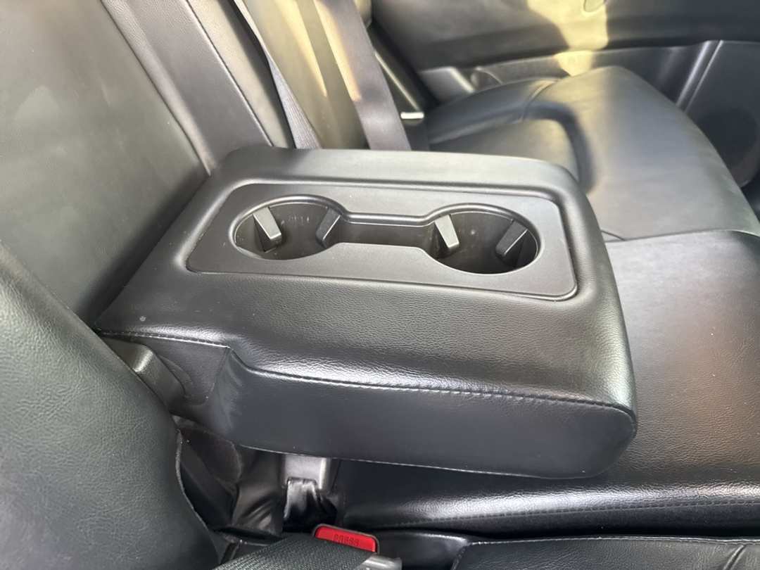 2023 Nissan Armada SL - Image 24