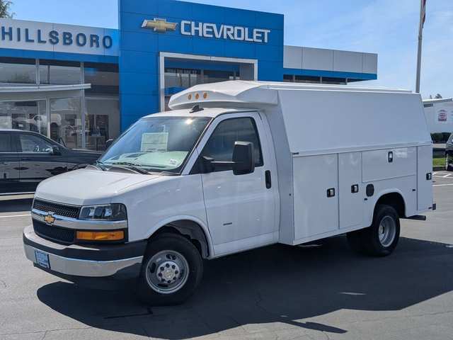 2024 Chevrolet Express 3500 Work