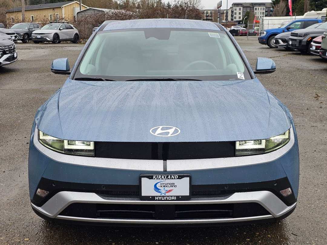 2026 Hyundai Ioniq 5 SEL - Image 2