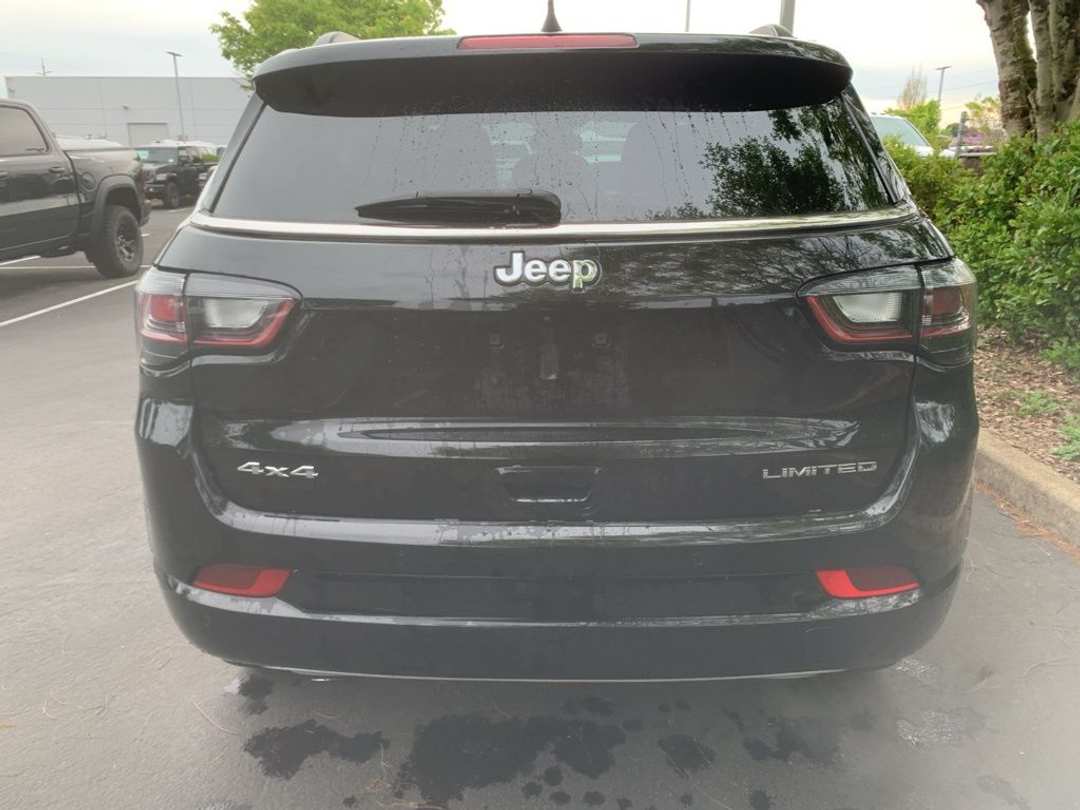 2023 Jeep Compass Limited - Image 3