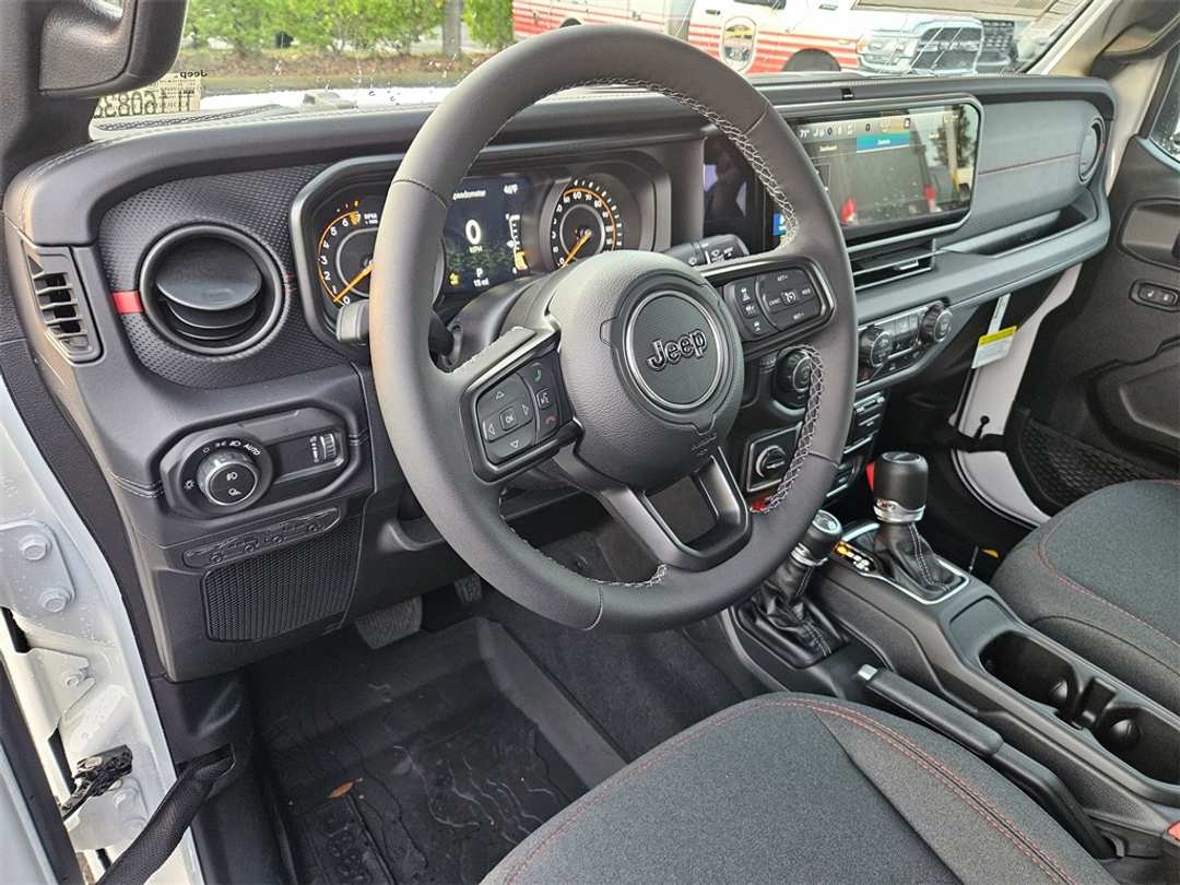 2026 Jeep Gladiator Rubicon - Image 13
