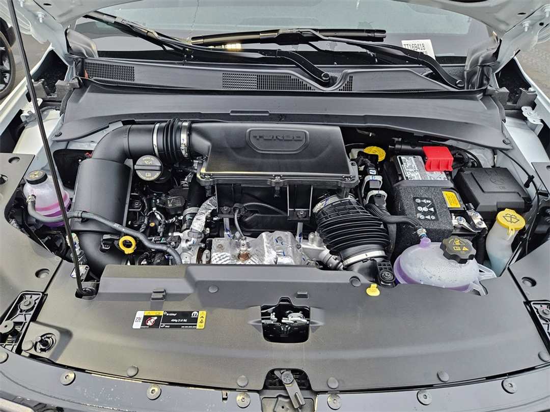 2026 Jeep Compass Latitude - Image 36