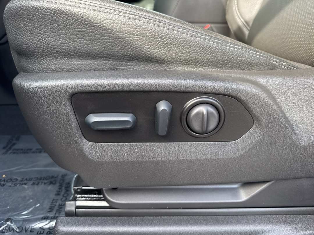 2022 GMC Sierra 2500Hd Denali - Image 25