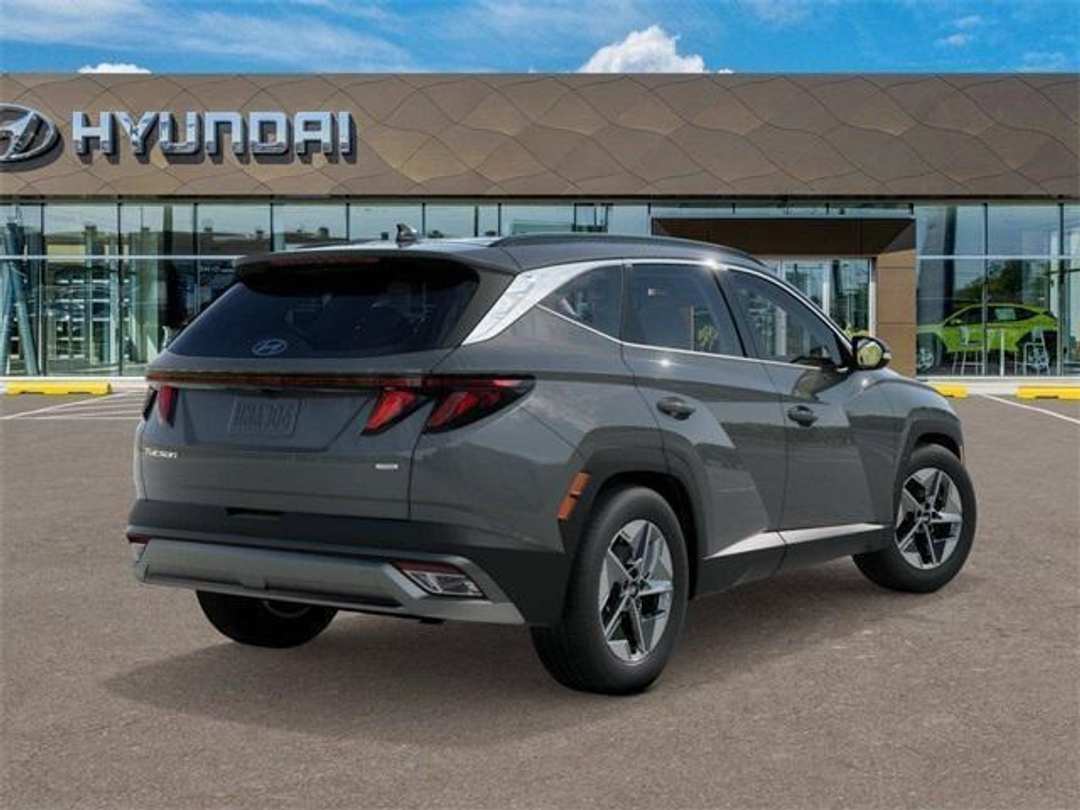 2026 Hyundai Tucson SEL - Image 4