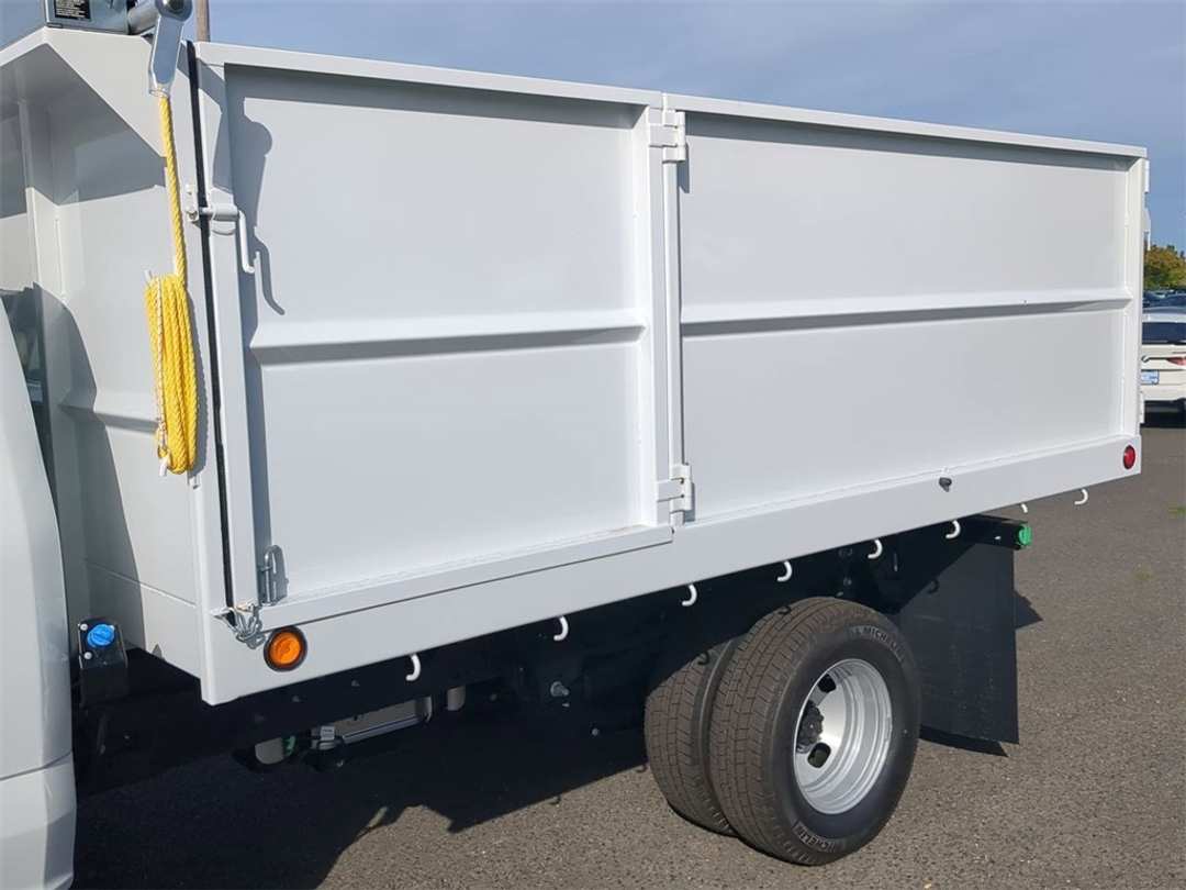 2024 Ford F-350Sd XL - Image 19