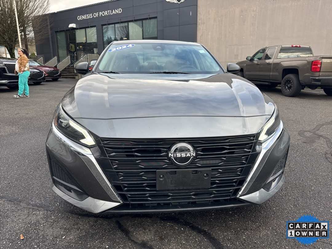 2024 Nissan Altima 2.5 SV - Image 9