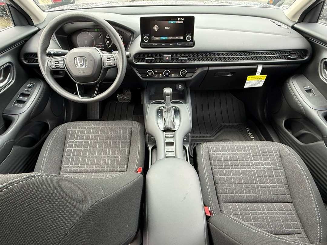 2025 Honda HR-V LX - Image 19