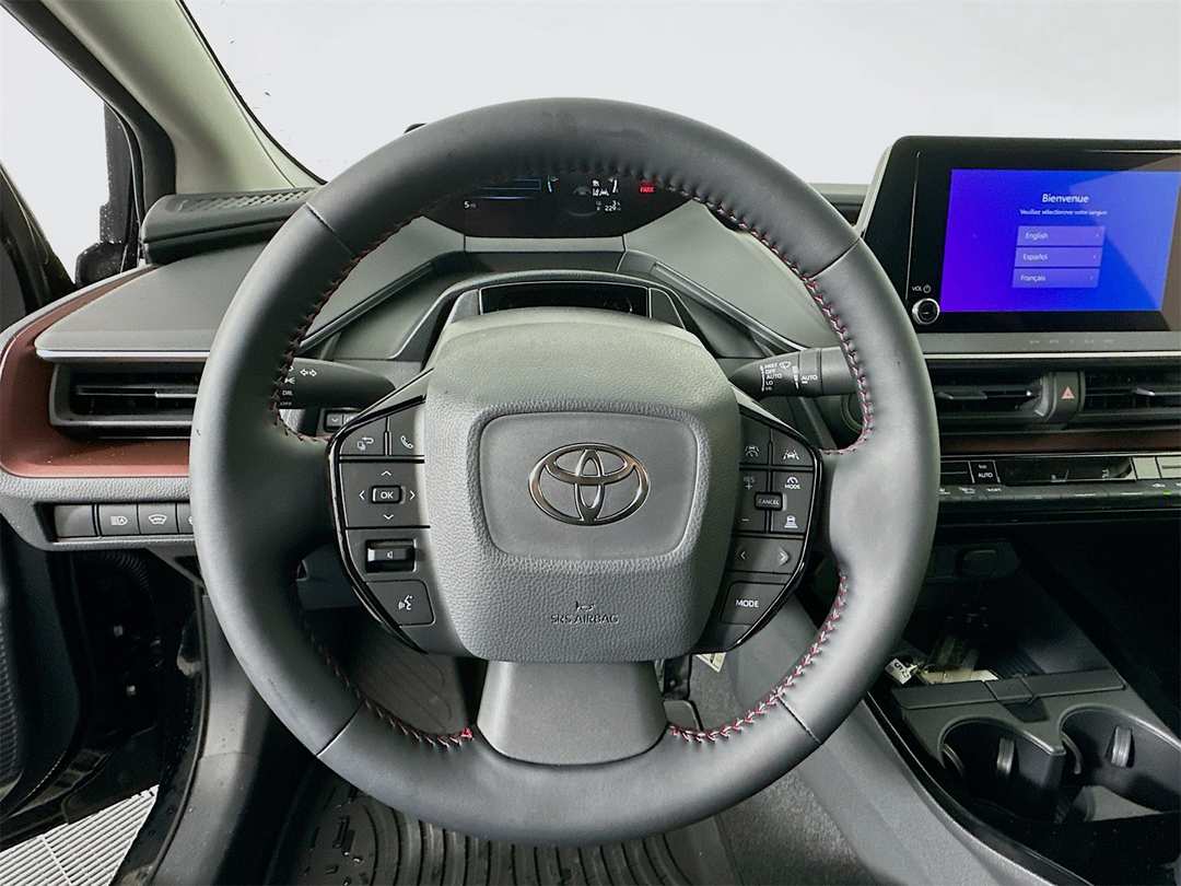 2026 Toyota Prius SE - Image 11