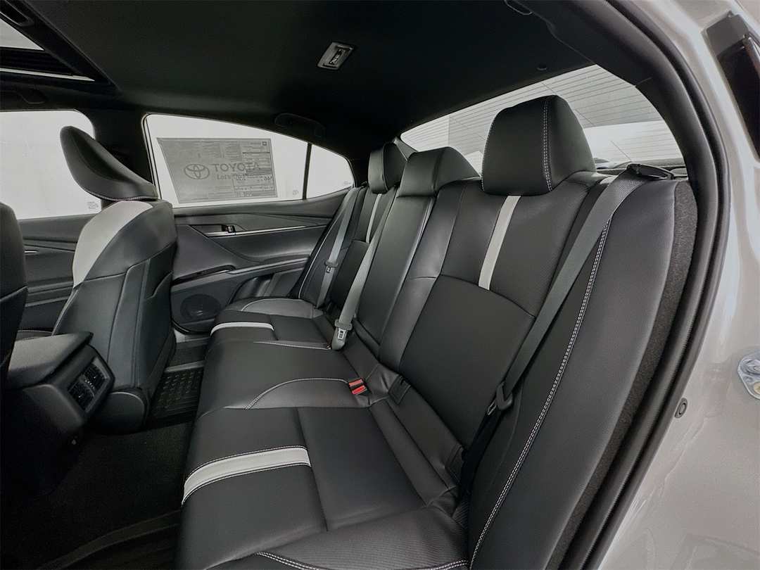 2026 Toyota Camry SE Nightshade - Image 25