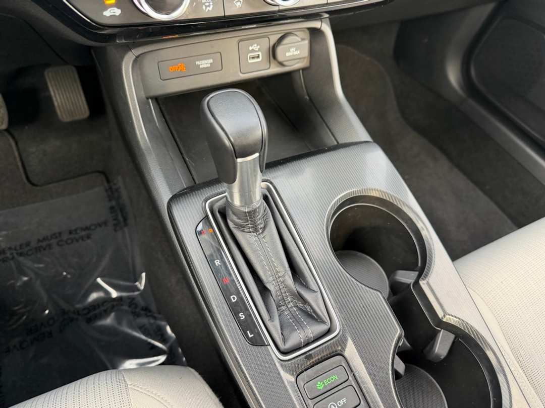 2022 Honda Civic EX - Image 24