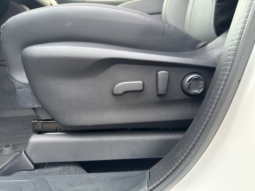 2026 Subaru Ascent Limited Bronze Edition - Image 17