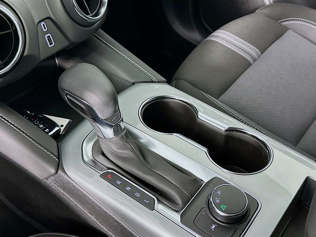 2025 Chevrolet Blazer LT - Image 18