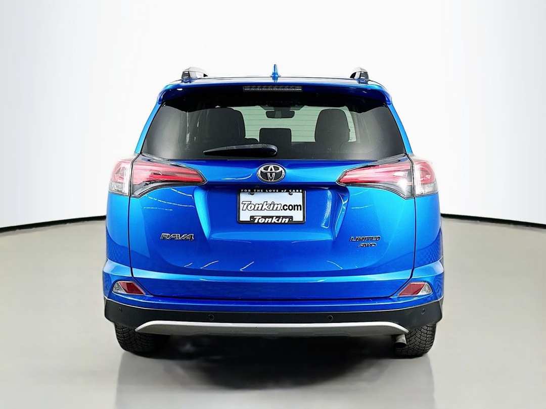 2018 Toyota Rav4 Limited - Image 7