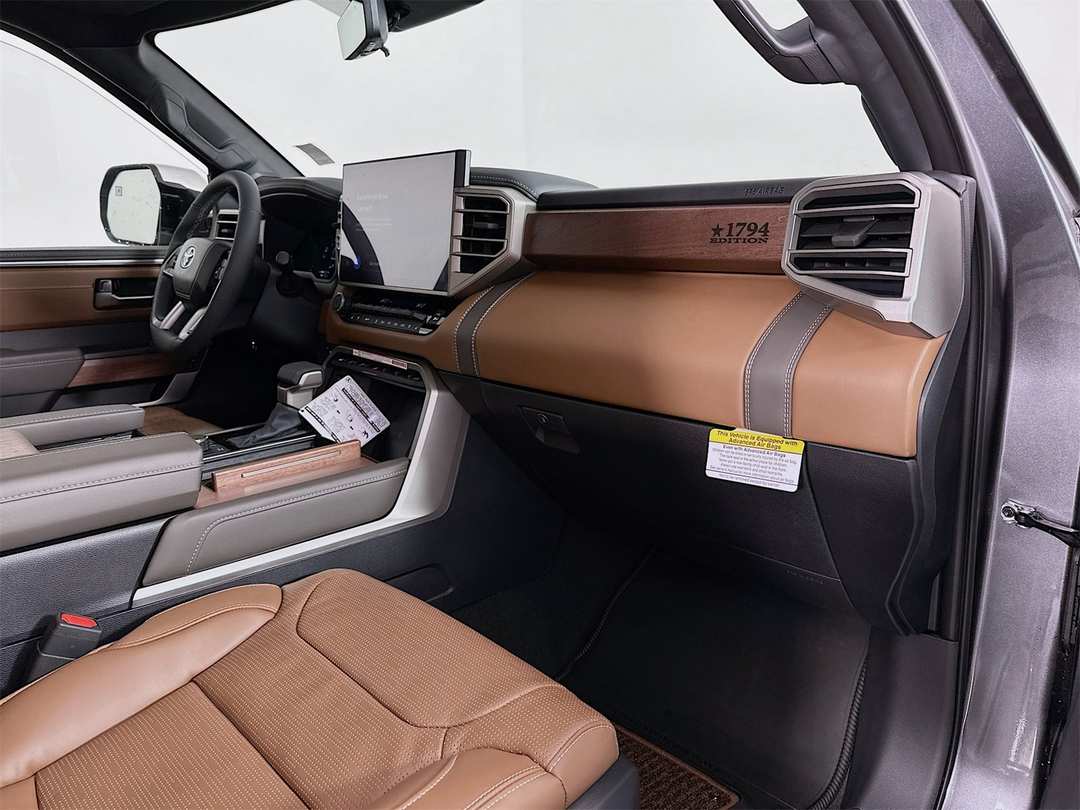 2026 Toyota Tundra 1794 Edition - Image 31