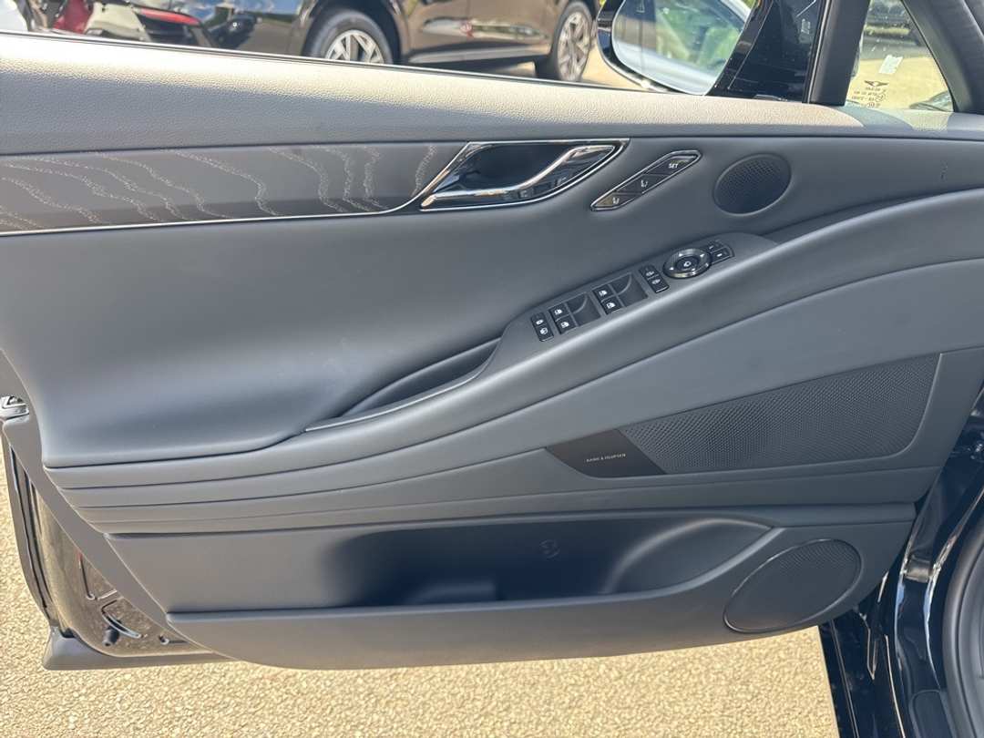 2026 Genesis G80 3.5T - Image 15