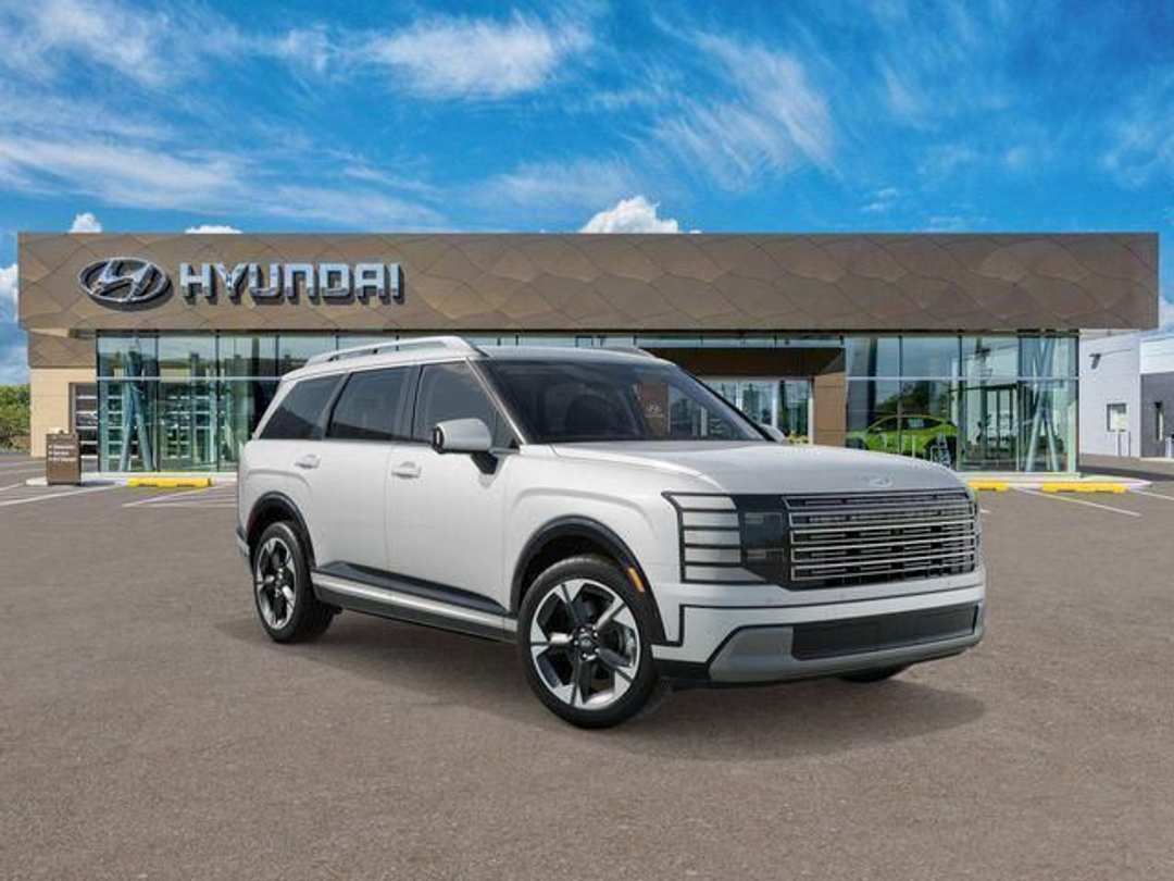 2026 Hyundai Palisade Limited - Image 2